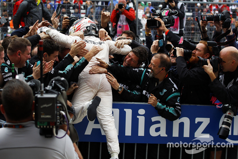 Race winner and World Champion Lewis Hamilton, Mercedes AMG F1 celebrates in parc ferme