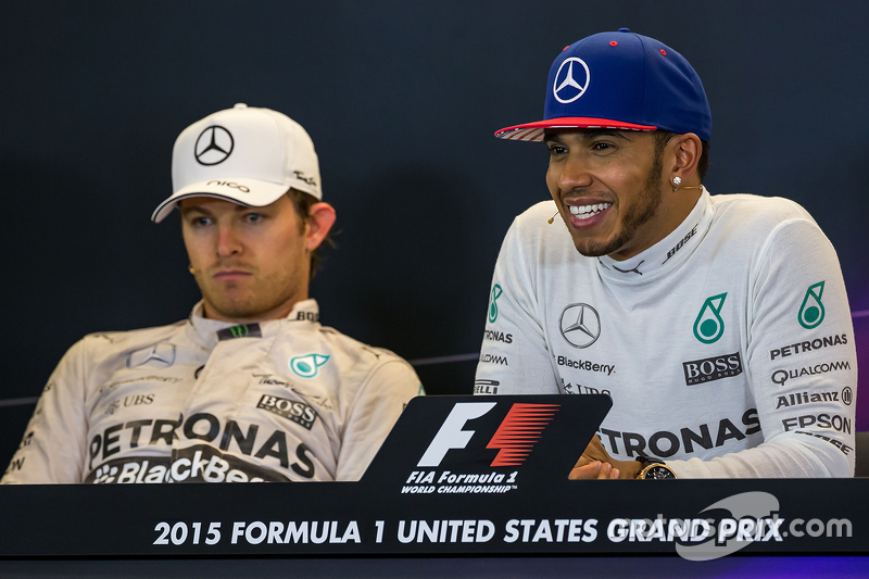 Rosberg e Hamilton na coletiva
