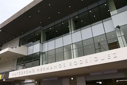 Los pits del Autódromo Hermanos Rodríguez