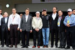 Jean Todt, FIA-Präsident, mit Enrique Pena Nieto, Präsident von Mexiko, und Bernie Ecclestone sowie 