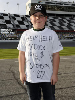 Old photo of John Hunter trying to raise funds for his dad
