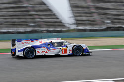 #1 Toyota Racing Toyota TS040 Hybrid: Sébastien Buemi, Anthony Davidson, Kazuki Nakajima