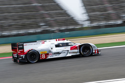 #8 Audi Sport Team Joest Audi R18 e-tron quattro: Lucas di Grassi, Loic Duval, Oliver Jarvis