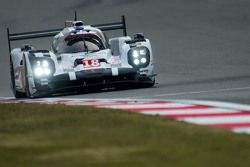 #18 Porsche Team Porsche 919 Hybrid: Romain Dumas, Neel Jani, Marc Lieb