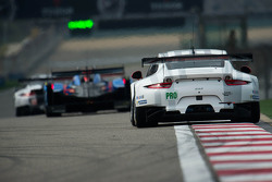 #91 Porsche Team Manthey Porsche 911 RSR: Richard Lietz, Michael Christensen