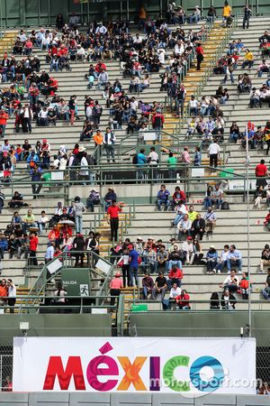 Fans dans les tribunes