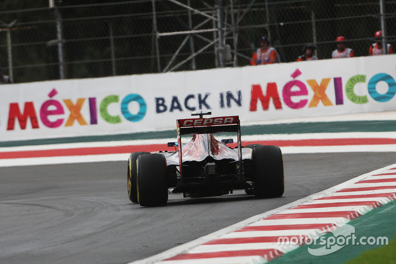 Carlos Sainz Jr., Scuderia Toro Rosso STR11