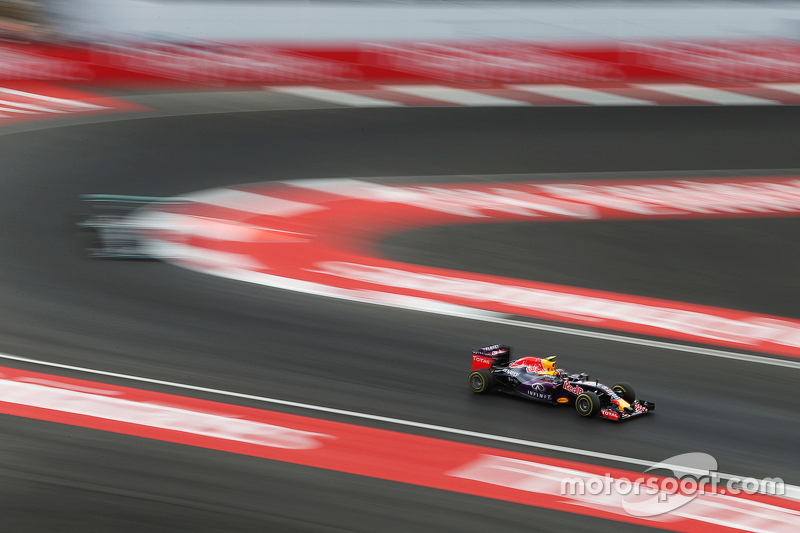 2015 год. За рулем болида Red Bull RB11 по ходу квалификации