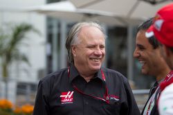 Gene Haas, Presidente de Haas Automotion y Juan Pablo Montoya