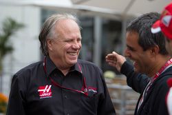 Gene Haas, Presidente de Haas Automotion y Juan Pablo Montoya