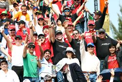 Des fans dans les tribunes