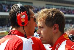 Sebastian Vettel, Ferrari, in der Startaufstellung