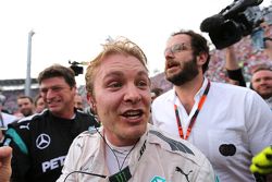 Yarış galibi Nico Rosberg, Mercedes AMG F1 Takımı