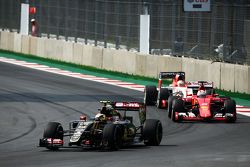 Pastor Maldonado, Lotus F1 E23