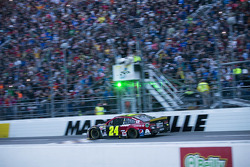 Il vincitore Jeff Gordon, Hendrick Motorsports Chevrolet