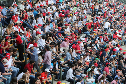 Fans in de tribunes