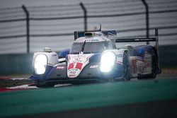 #1 Toyota Racing Toyota TS040 Hybrid: Sébastien Buemi, Anthony Davidson, Kazuki Nakajima