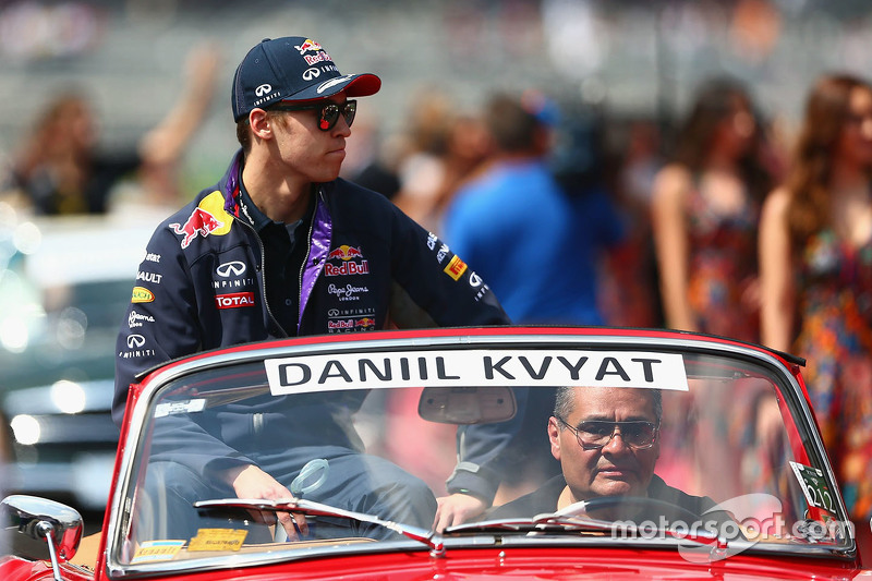Даниил Квят, Red Bull Racing RB11
