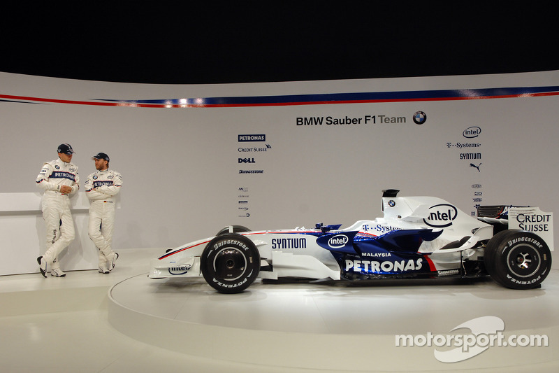 Robert Kubica ve Nick Heidfeld pose ve yeni BMW Sauber F3.08
