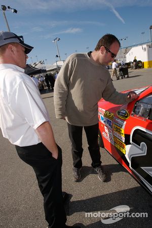 Crew chief Slugger Labbe