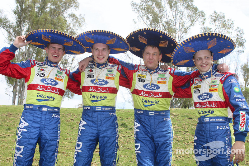 BP Ford Abu Dhabi World Rally Team se divertiren antes de iniciar el 2008 Rally México: Mikka Anttil