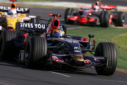 Sébastien Bourdais, Scuderia Toro Rosso, Fernando Alonso, Renault F1 Team, Heikki Kovalainen, McLaren Mercedes