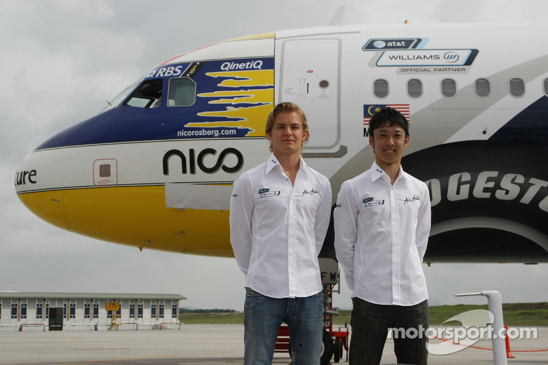 Lanzamiento del avión de pasajeros de 