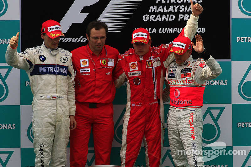 Kubica ficou em segundo e o finlandês Heikki Kovalainen em terceiro com a McLaren