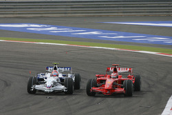 Robert Kubica, BMW Sauber F1 Team, F3.08 ve Kimi Raikkonen, Scuderia Ferrari, F2008