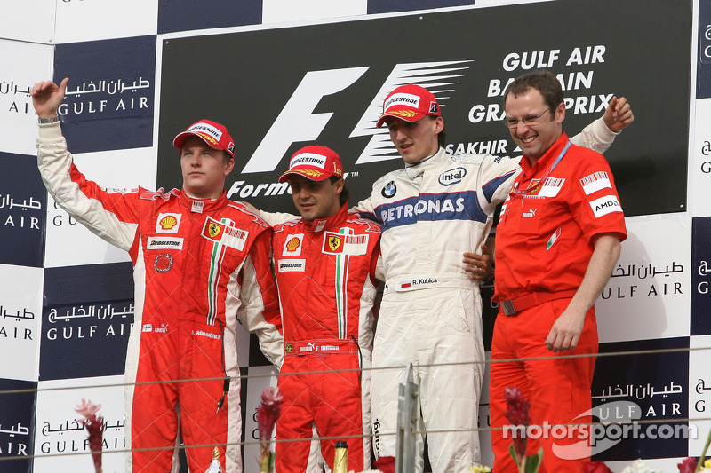 Raikkonen foi o segundo e o polonês Robert Kubica o terceiro com a BMW-Sauber