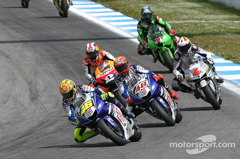 Valentino Rossi leader devant Jorge Lorenzo, Dani Pedrosa, Andrea Dovizioso et John Hopkins