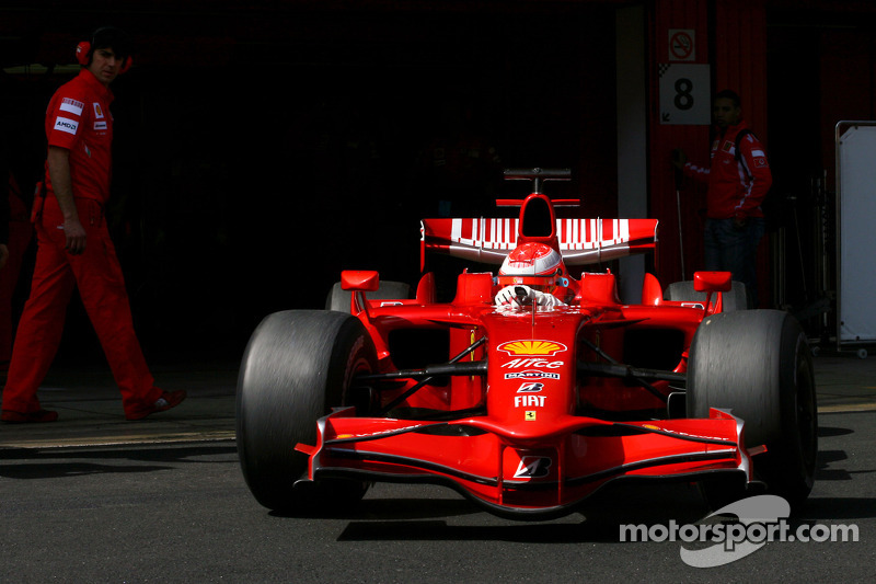 Michael Schumacher, Test Pilotu, Scuderia Ferrari, slicks