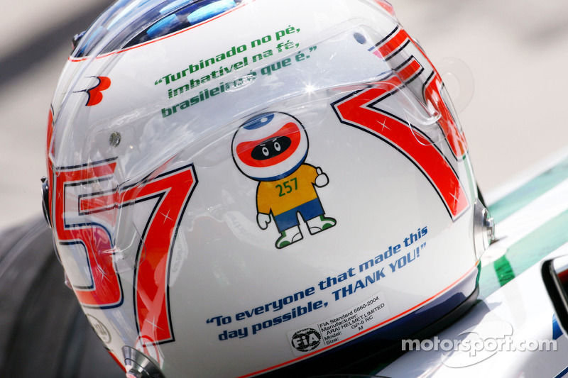 Helmets, Rubens Barrichello, Honda Racing F1 Team who kutlama yapıyor his 257th GP