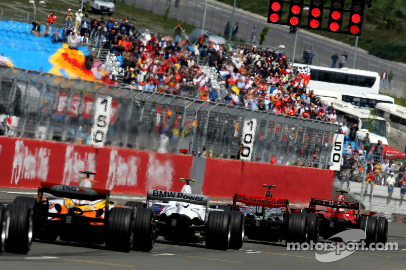 Start, Felipe Massa, Scuderia Ferrari, F2008, Lewis Hamilton, McLaren Mercedes, MP4-23, Robert Kubic