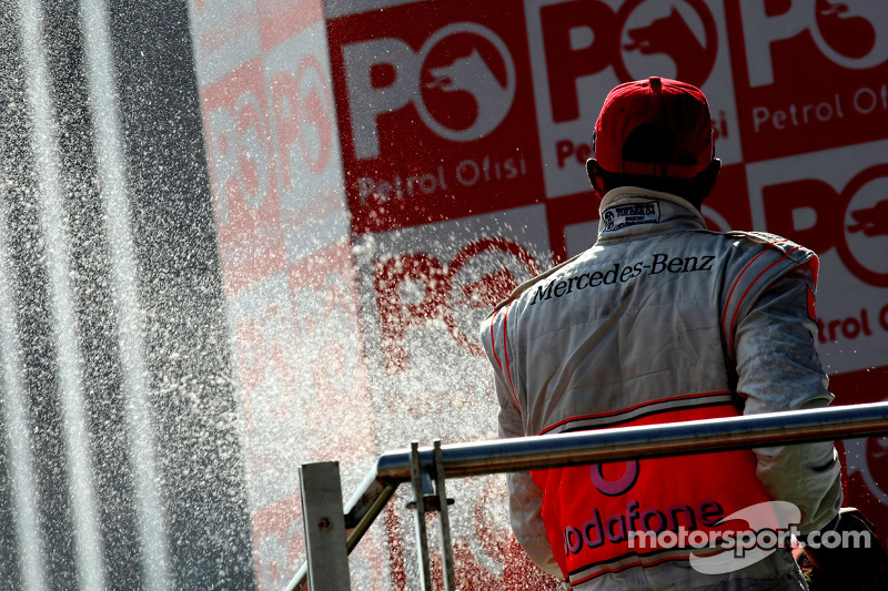Podyum: Lewis Hamilton