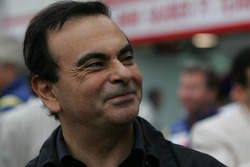 Carlos Ghosn Renault Başkanı