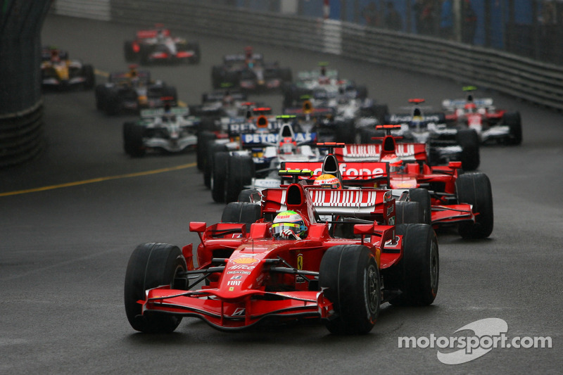 Start, Felipe Massa, Scuderia Ferrari, F2008 ve Lewis Hamilton, McLaren Mercedes, MP4-23