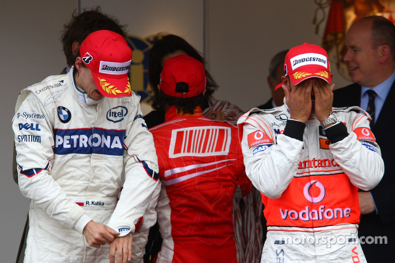 Robert Kubica, BMW Sauber F1 Team ve Lewis Hamilton, McLaren Mercedes