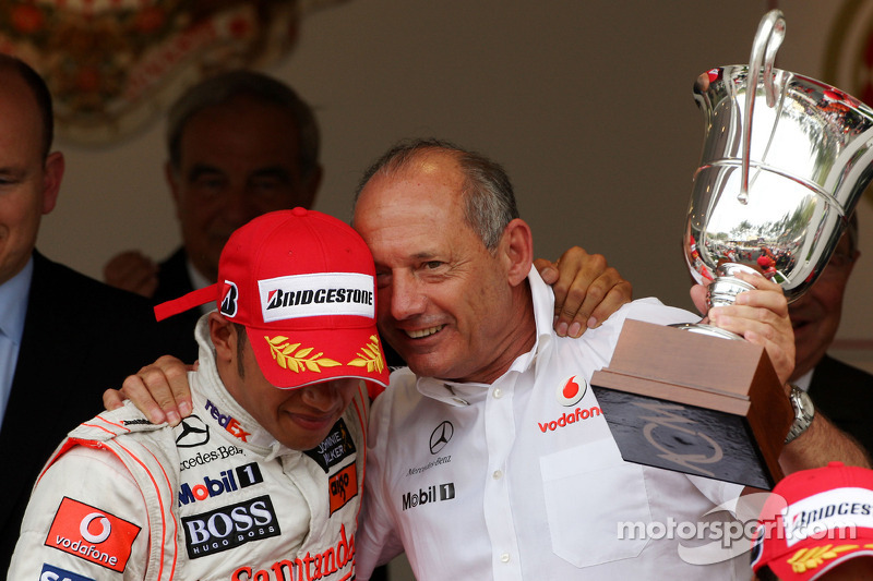 Lewis Hamilton, McLaren Mercedes, Ron Dennis, McLaren, Takım Patronu, Yönetim Kurulu Başkanı