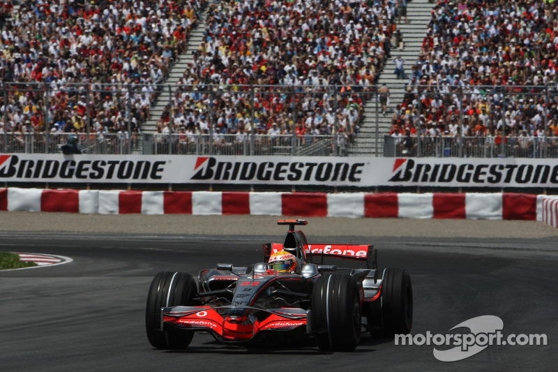 Lewis Hamilton, McLaren Mercedes, MP4-23