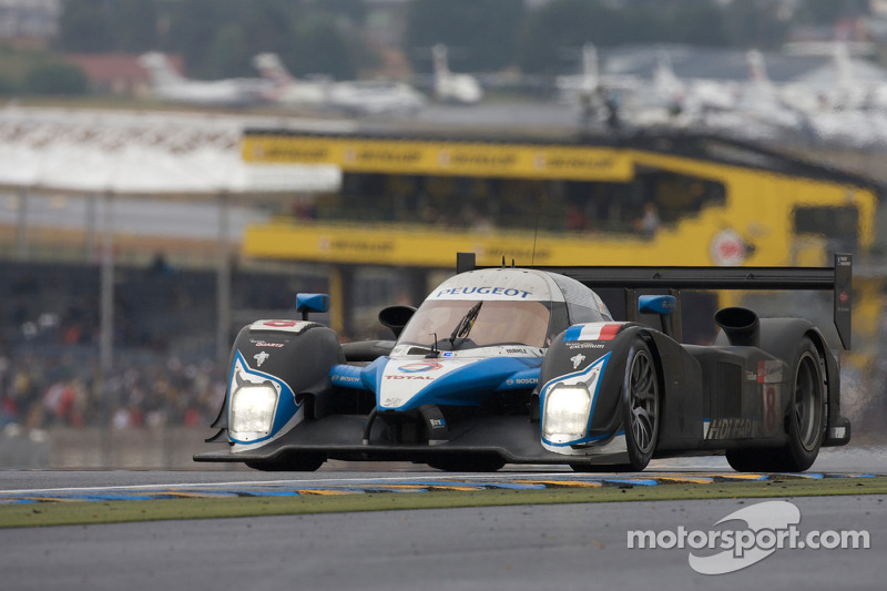 #8 Team Peugeot Total Peugeot 908: Pedro Lamy, Stéphane Sarrazin, Alexander Wurz