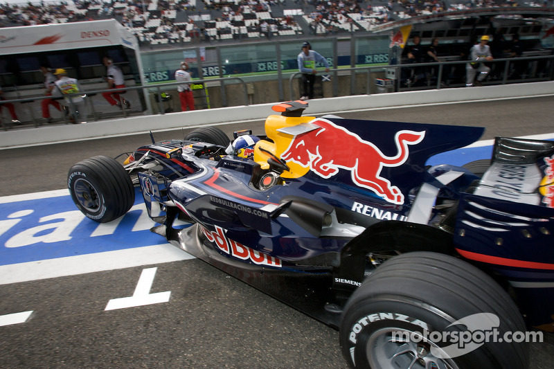 Дэвид Култхард в сезоне-2008 еще выступал в Формуле 1 и учил ездить Red Bull Racing
