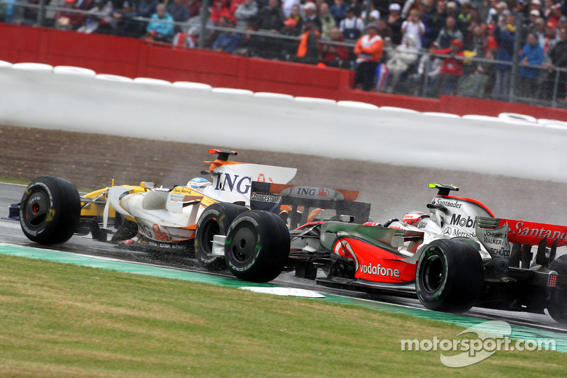 Fernando Alonso, Renault F1 Team, Heikki Kovalainen, McLaren Mercedes