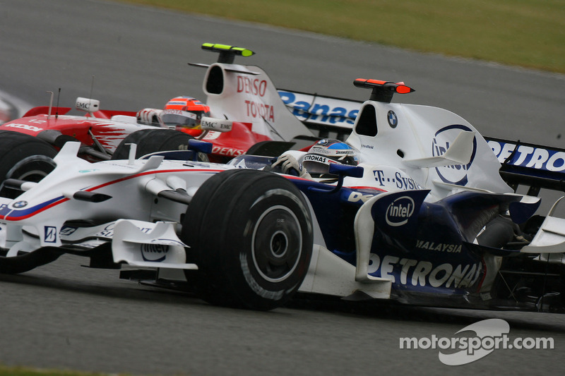 Timo Glock, Toyota F1 Team, TF108 and Nick Heidfeld, BMW Sauber F1 Team, F1.08