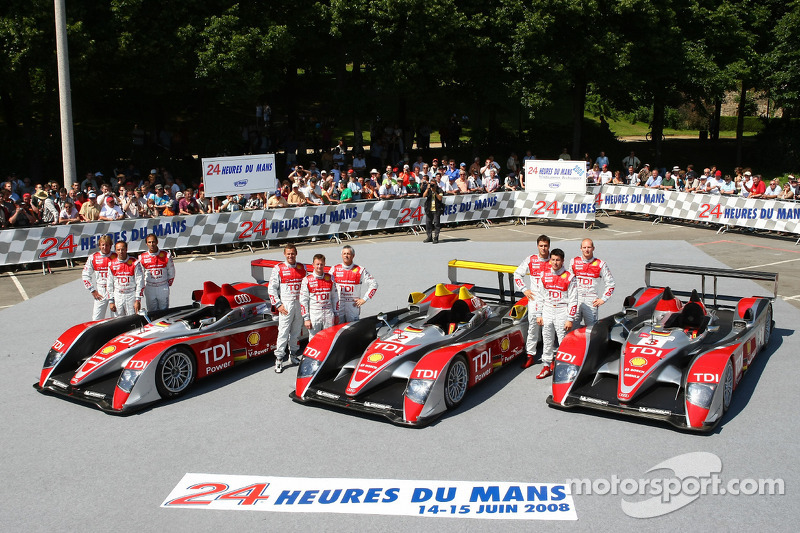 #1 Audi Sport North America Audi R10: Marco Werner, Frank Biela, Emanuele Pirro, #2 Audi Sport North