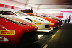 La Ferrari 458 Challenge EVO en préparation dans le garage