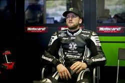 Tom Sykes dans le garage