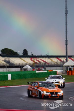 #1 Racing Team Holland by Ekris Motorsport, BMW M4 GT4: Ricardo van der Ende, Bernhard van Oranje