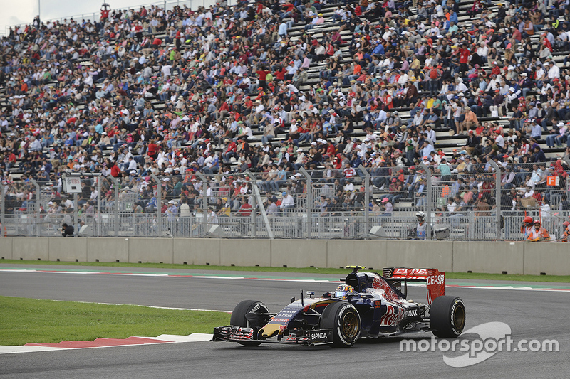2015: Scuderia Toro Rosso STR10
