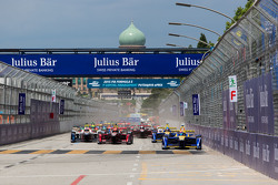 Start: Sébastien Buemi, Renault e.Dams, in Führung